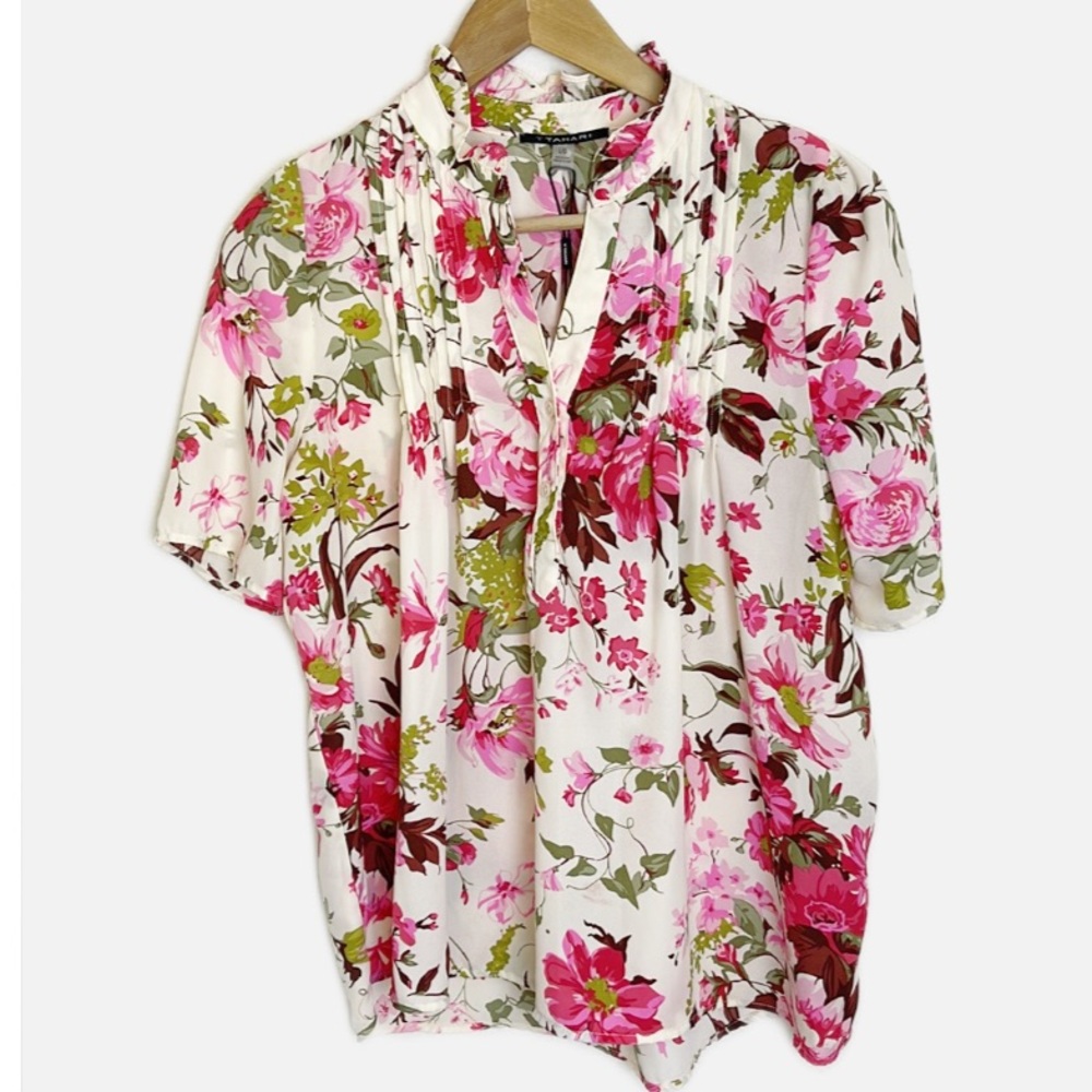 Tahari Elbow length floral blouse L